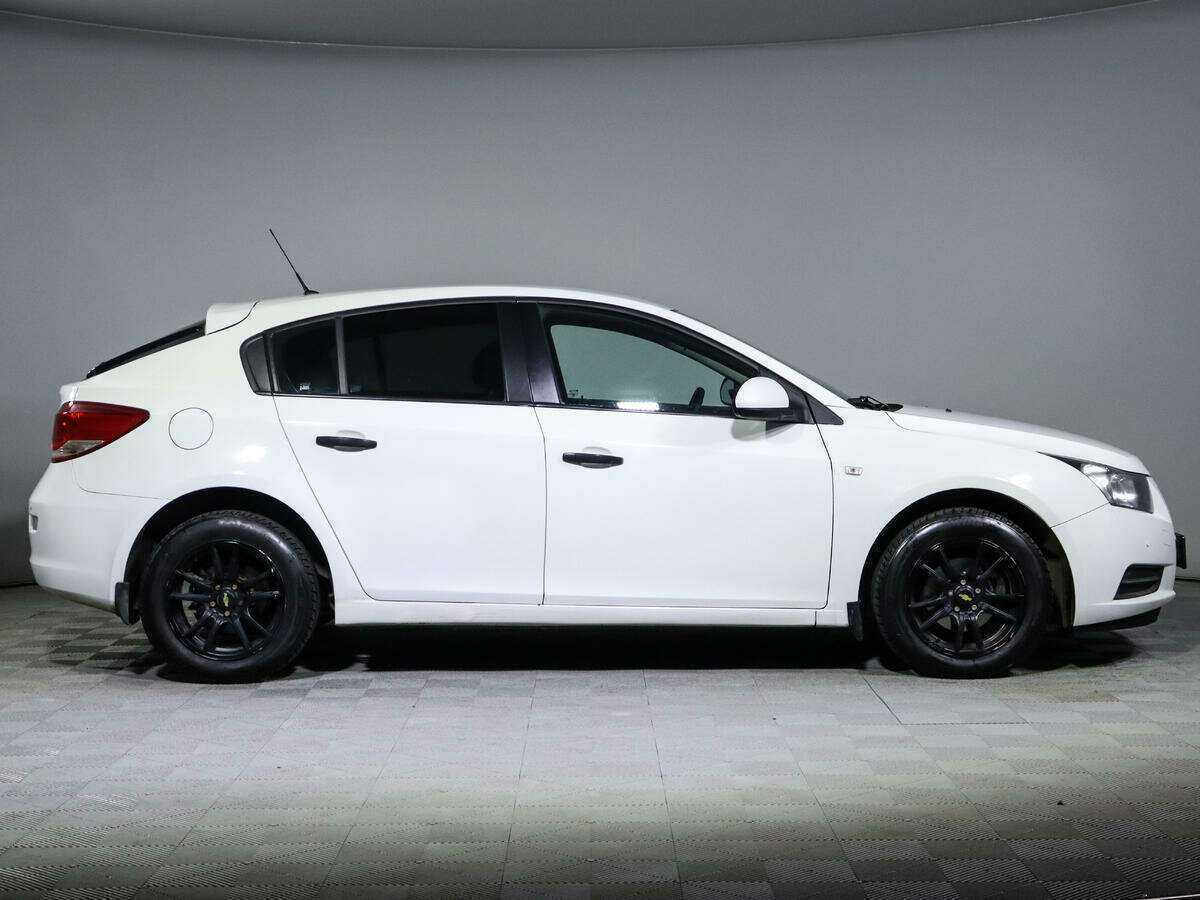 Б/У Шевроле Круз 2012 года. Фото: #3