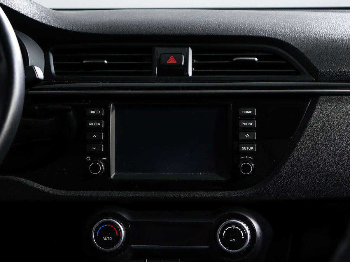 Б/У Киа Рио 2019 года. Фото: #12