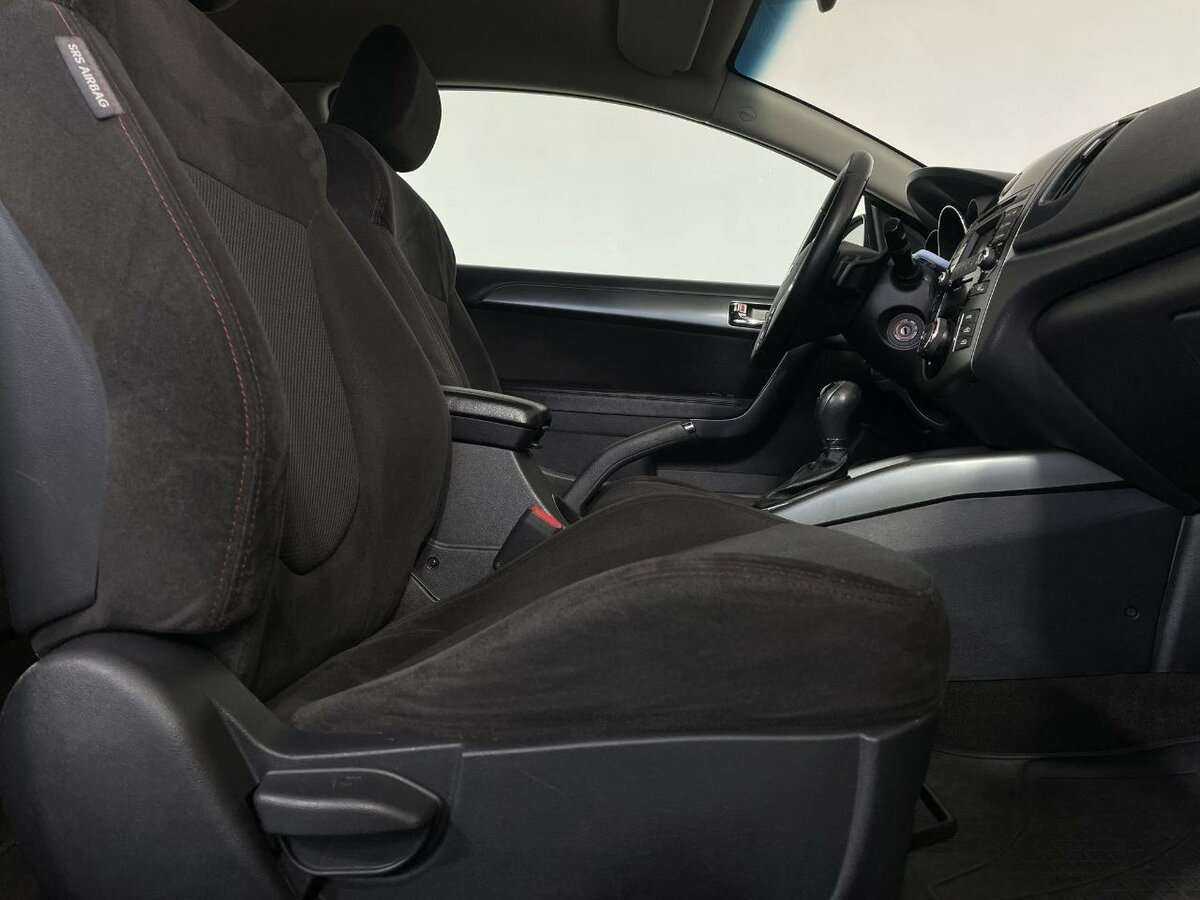 Kia Cerato 2012 года с пробегом. Фото: #12