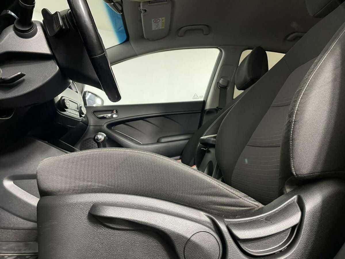 Kia Cerato 2017 года с пробегом. Фото: #8