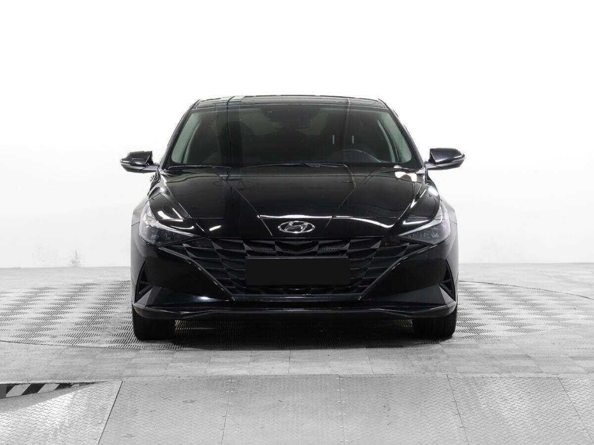 Hyundai Elantra 2021 года с пробегом. Фото: #1