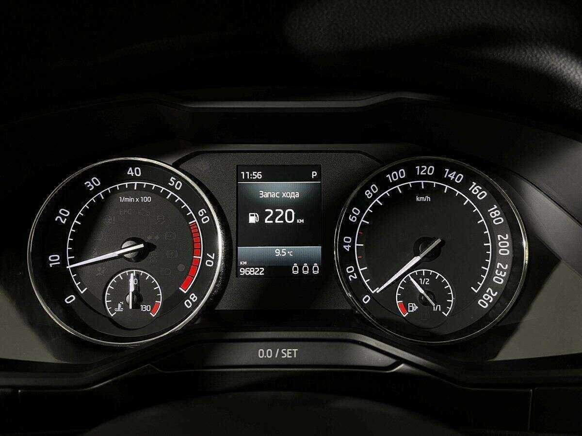 Б/У Шкода Суперб 2017 года. Фото: #9