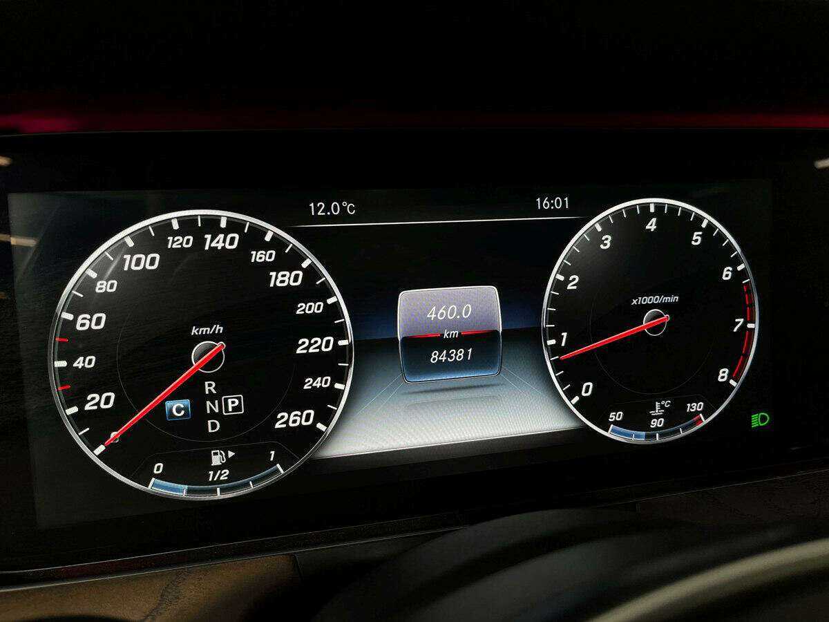 Mercedes-Benz E-Класс 2016 года с пробегом. Фото: #7