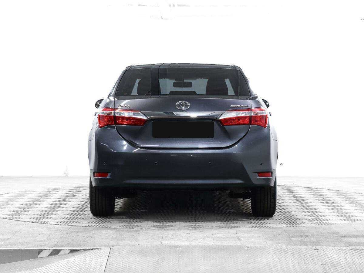 Б/У Тойота Королла 2013 года. Фото: #4