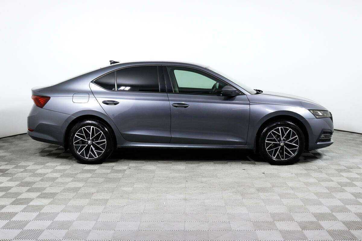 Skoda Octavia 2021 года с пробегом. Фото: #3