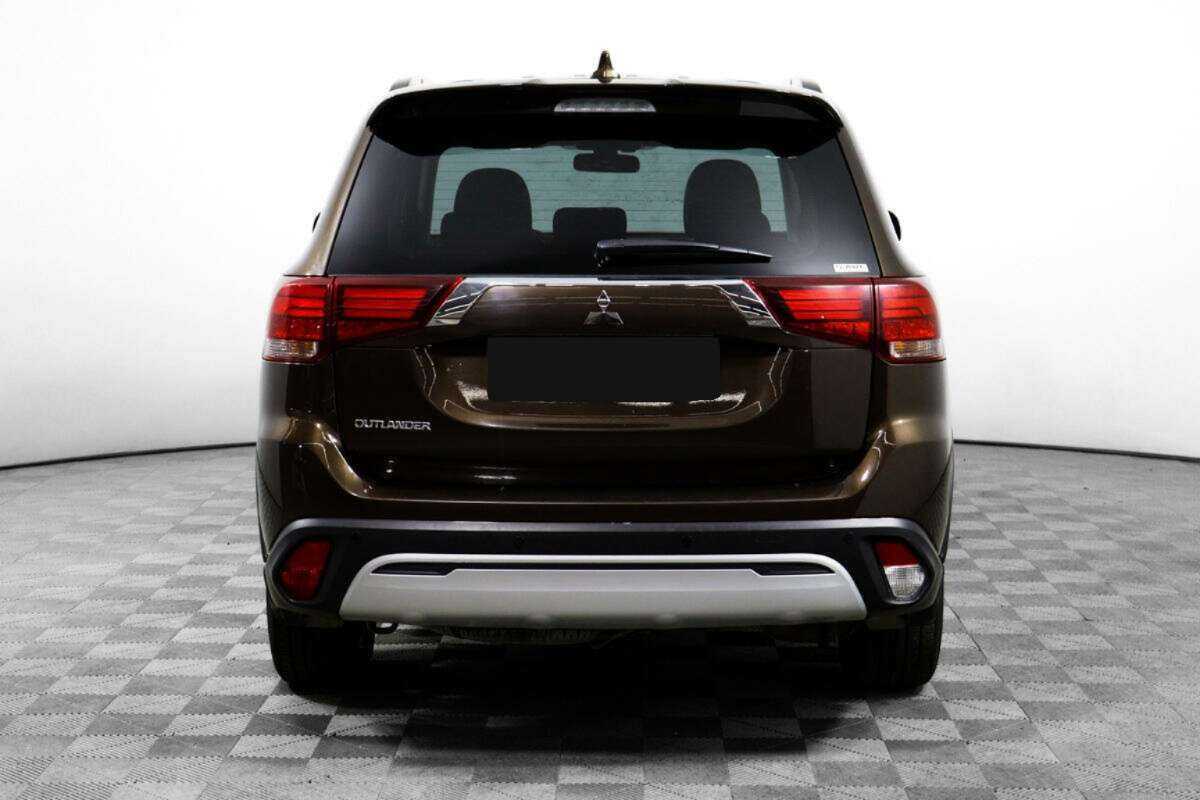 Mitsubishi Outlander 2022 года с пробегом. Фото: #5