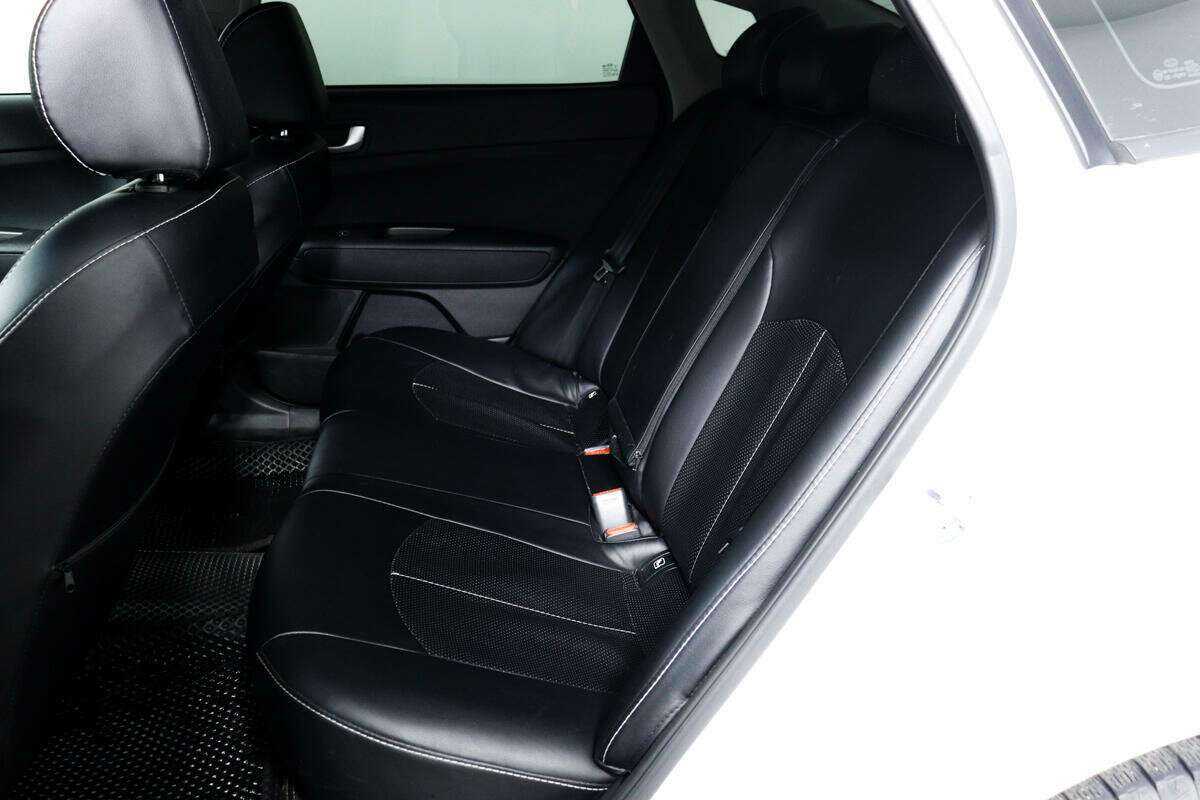 Б/У Киа Оптима 2020 года. Фото: #11