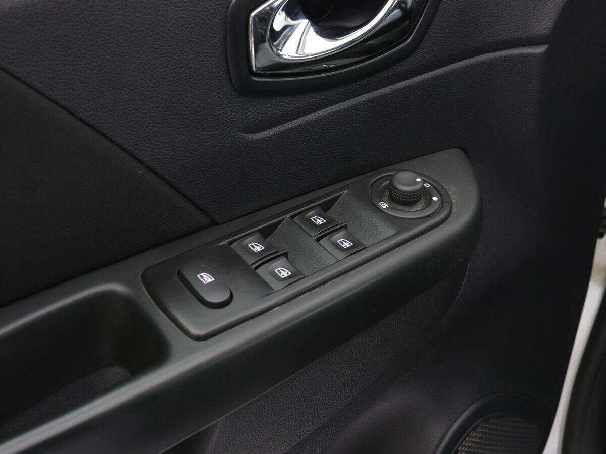 Renault Kaptur 2016 года с пробегом. Фото: #16