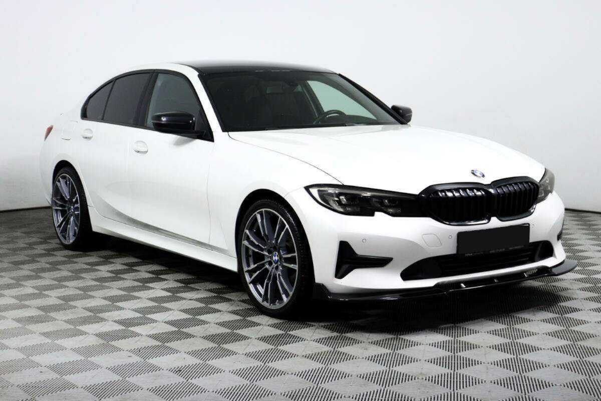 BMW 3 серии 2019 года с пробегом. Фото: #2
