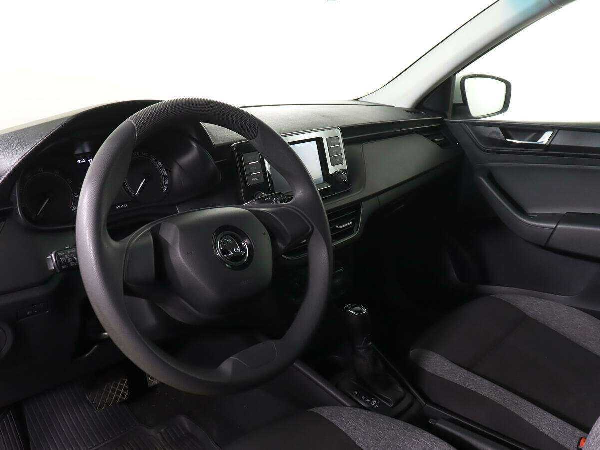 Skoda Rapid 2021 года с пробегом. Фото: #12