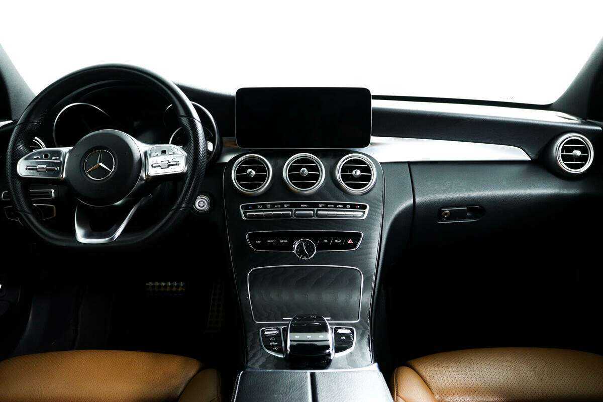 Mercedes-Benz C-Класс 2018 года с пробегом. Фото: #10