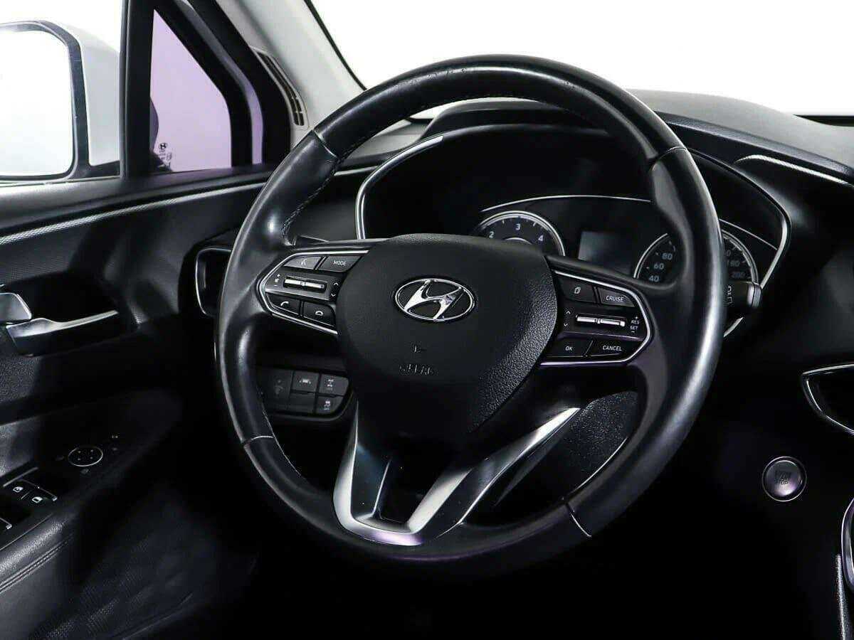Hyundai Santa Fe 2018 года с пробегом. Фото: #16