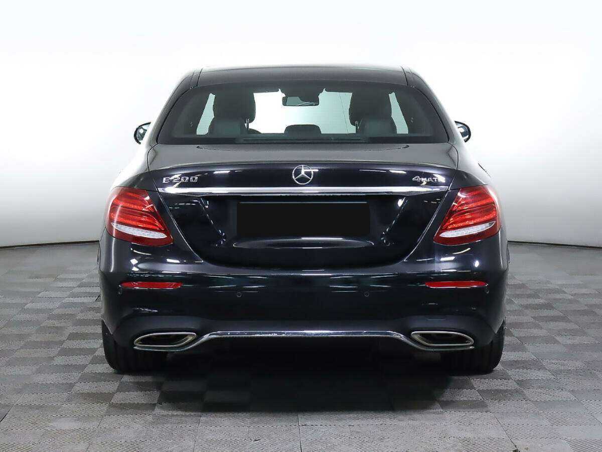 Mercedes-Benz E-Класс 2017 года с пробегом. Фото: #4