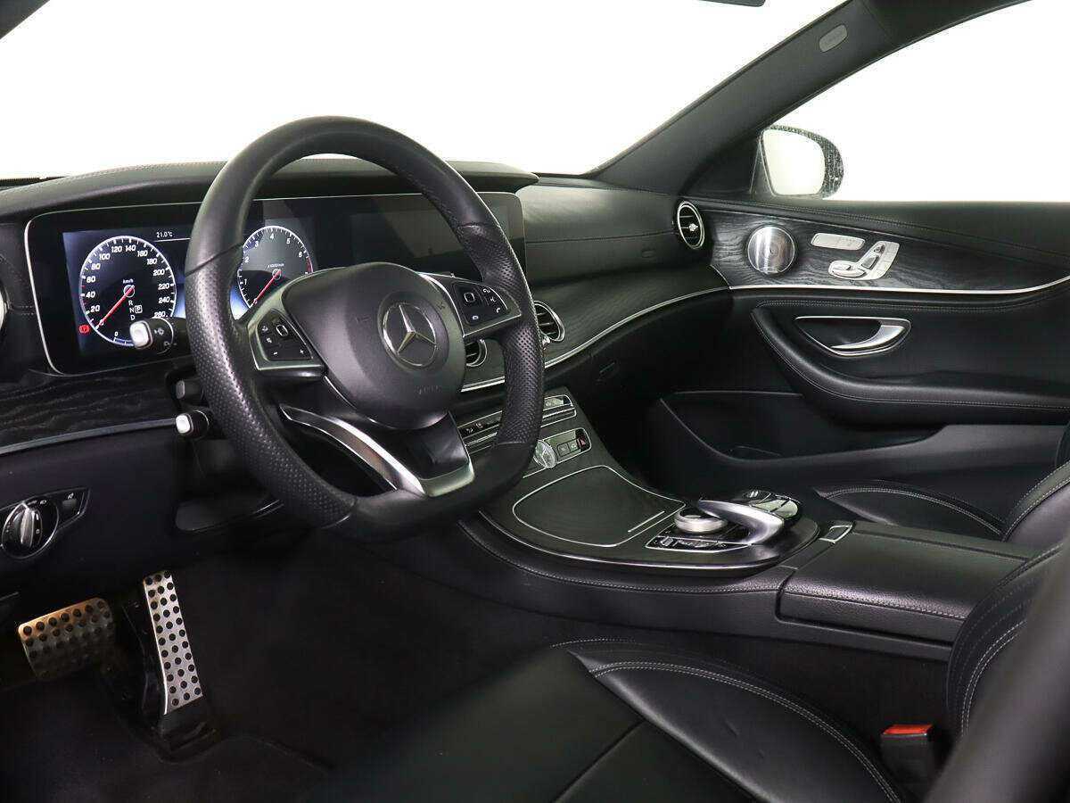 Mercedes-Benz E-Класс 2017 года с пробегом. Фото: #13