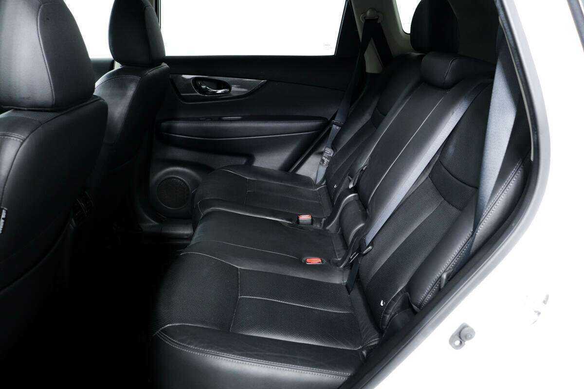 Б/У Ниссан Икс-Трейл 2018 года. Фото: #11