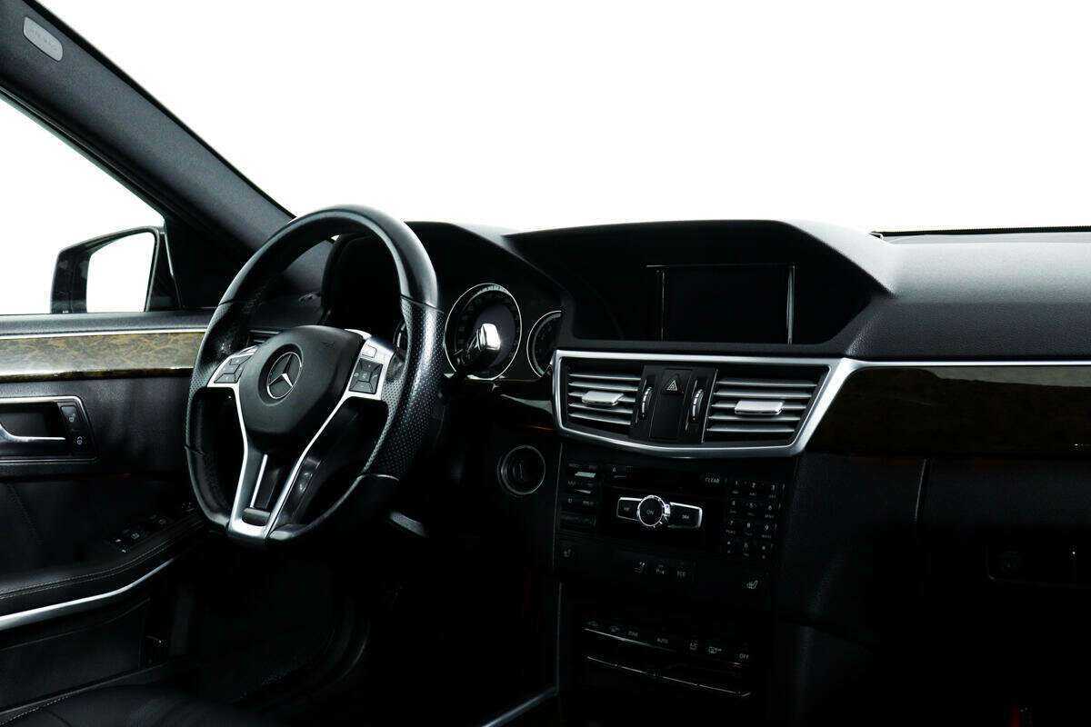 Mercedes-Benz E-Класс 2012 года с пробегом. Фото: #8