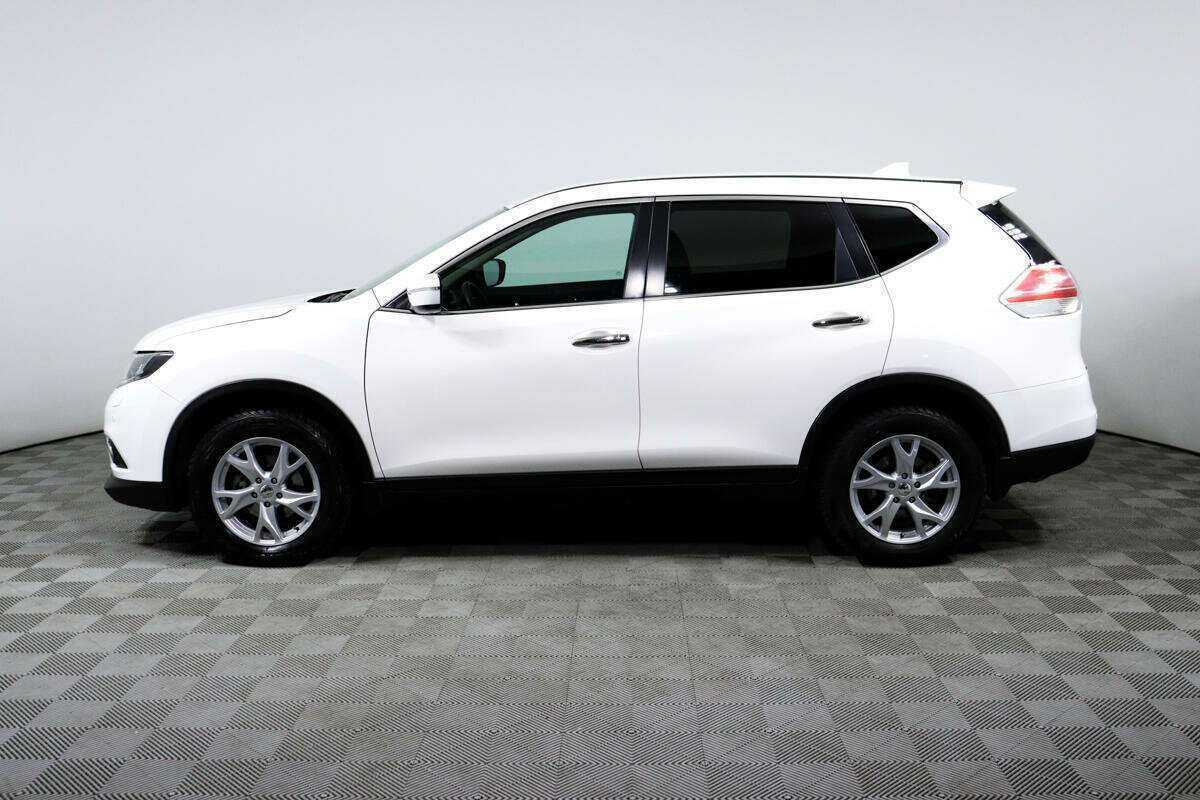 Б/У Ниссан Икс-Трейл 2017 года. Фото: #7