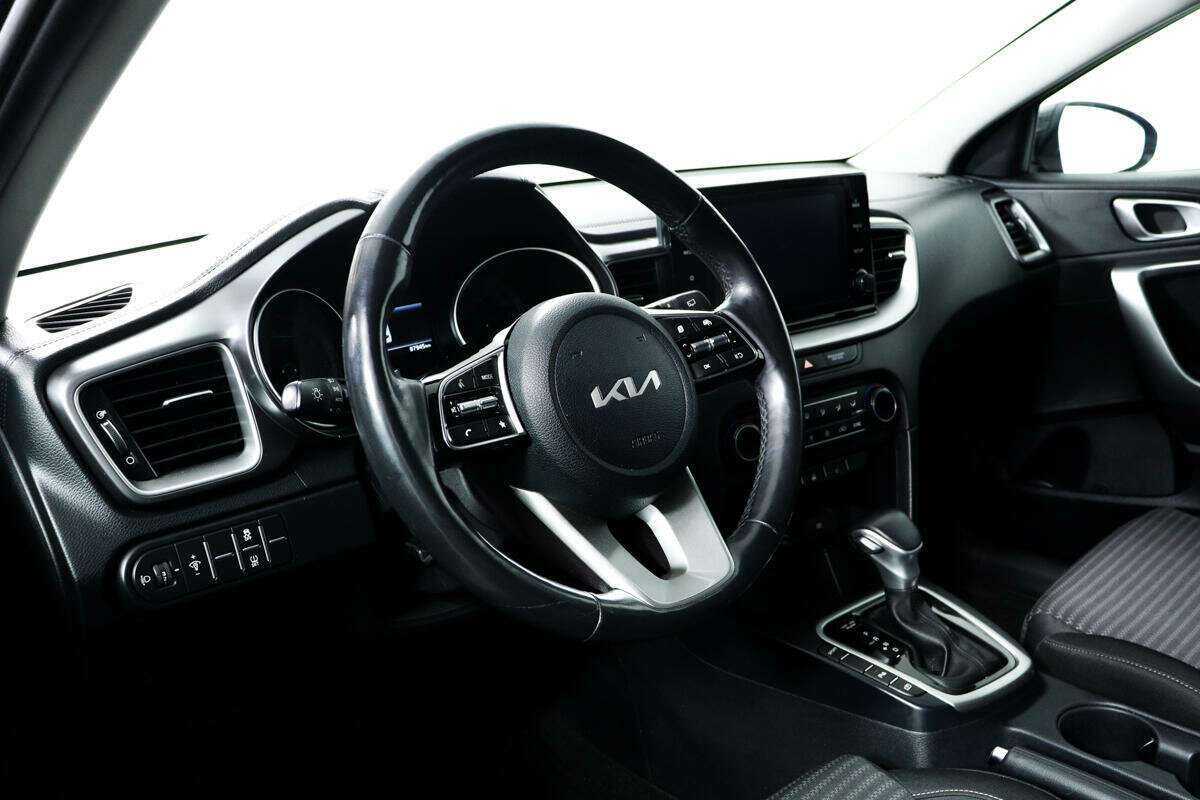 Б/У Киа Сид 2021 года. Фото: #12