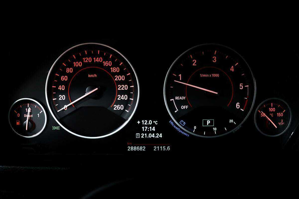 BMW 3 серии 2013 года с пробегом. Фото: #9