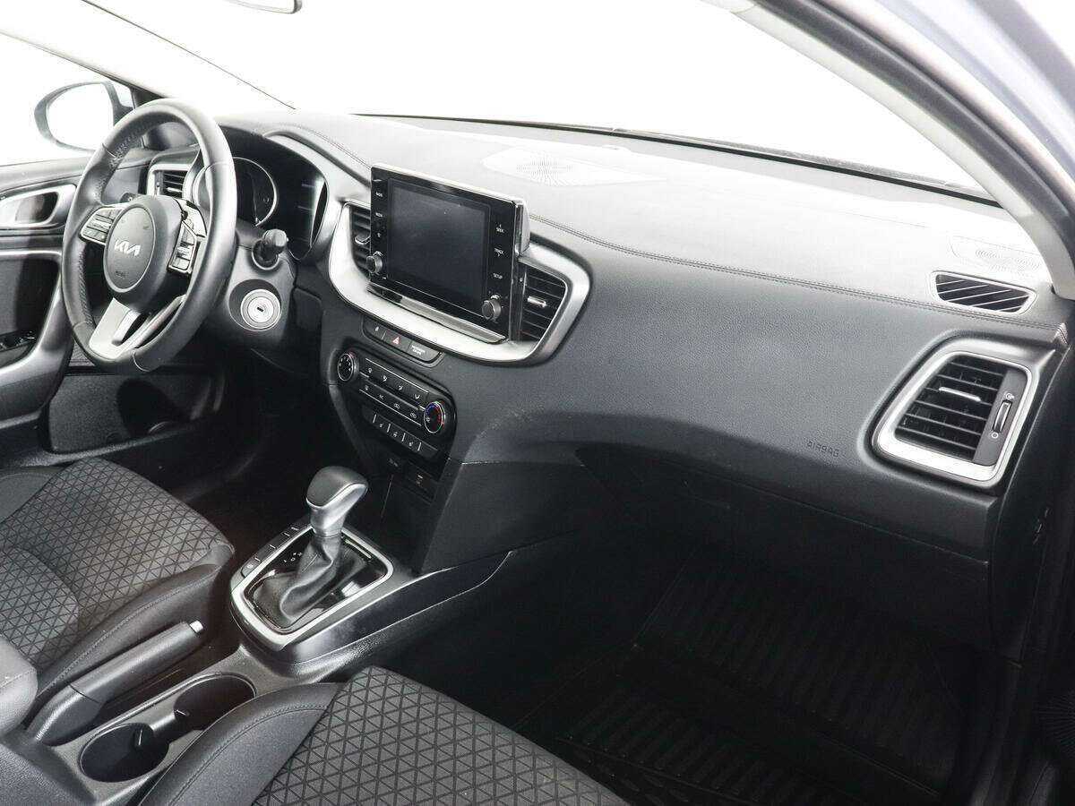 Kia Ceed 2022 года с пробегом. Фото: #9