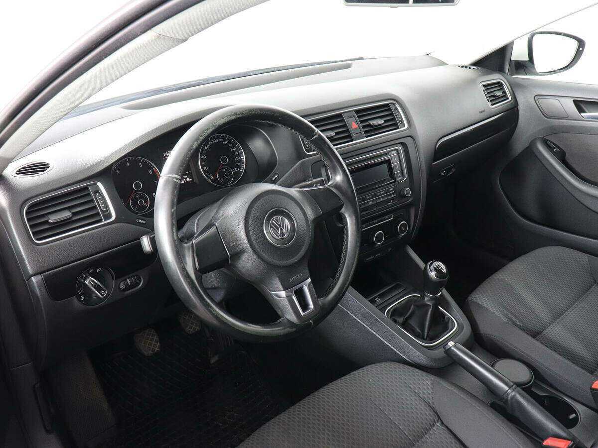 Volkswagen Jetta 2013 года с пробегом. Фото: #8