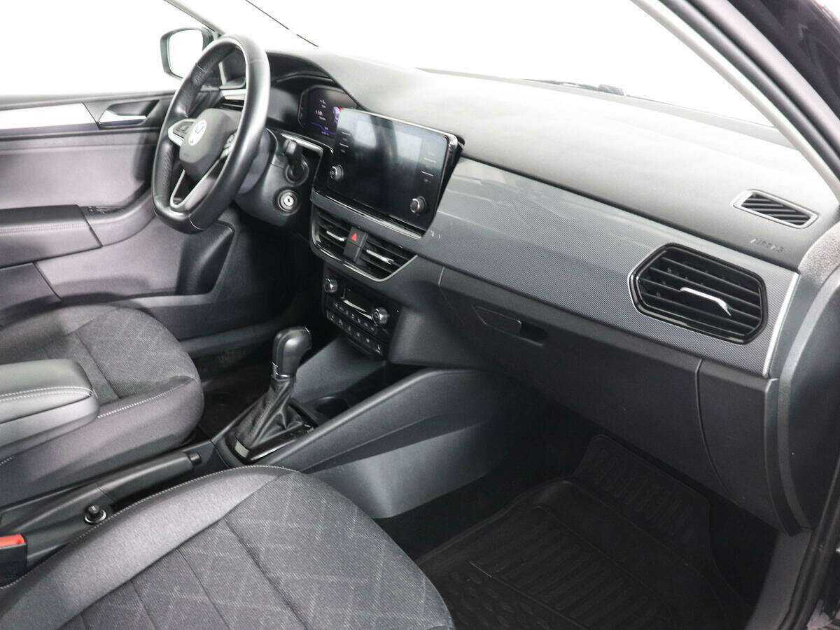 Volkswagen Polo 2021 года с пробегом. Фото: #9