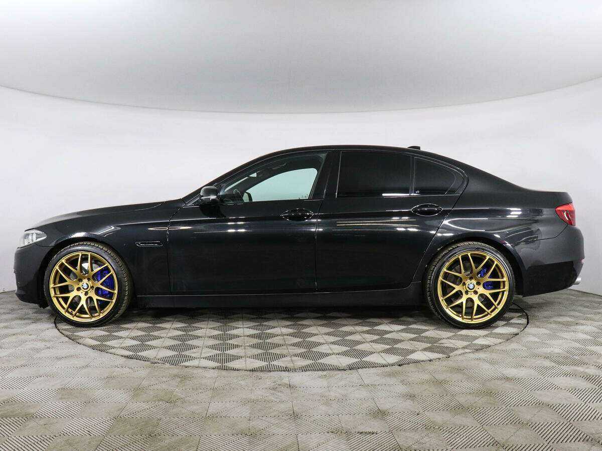 BMW 5 серии 2016 года с пробегом. Фото: #3