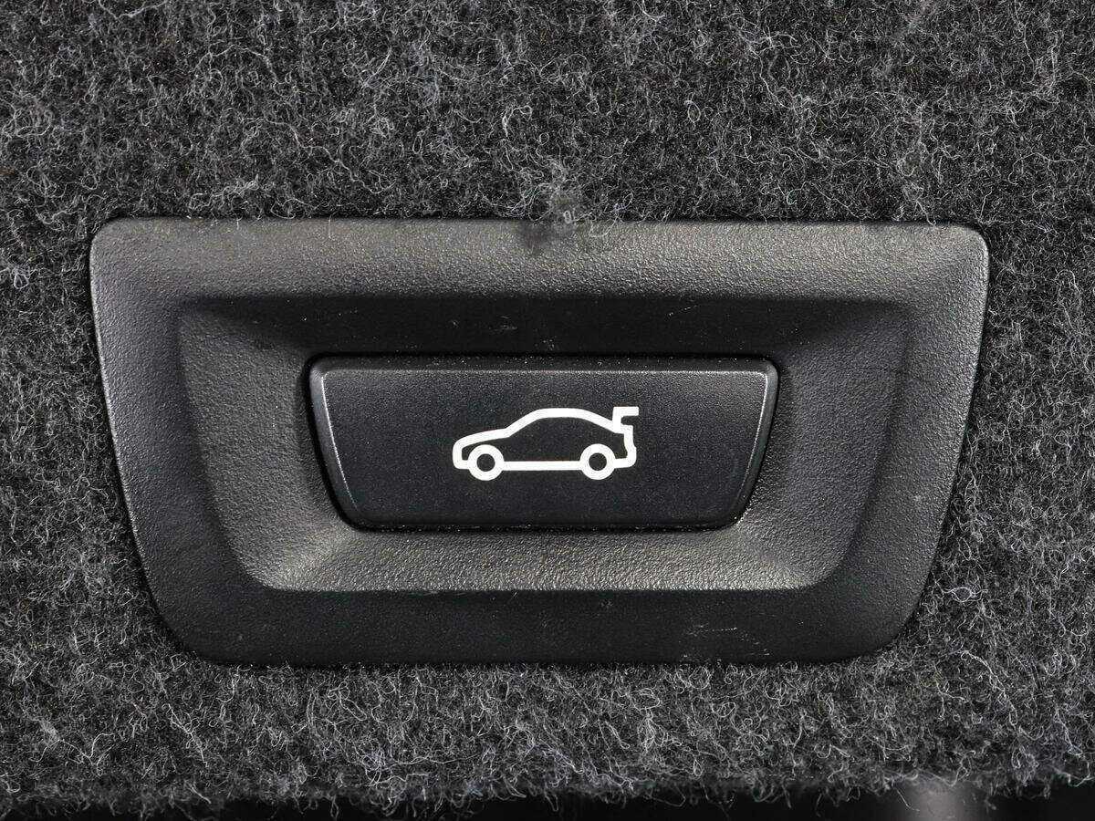 BMW 5 серии 2016 года с пробегом. Фото: #14