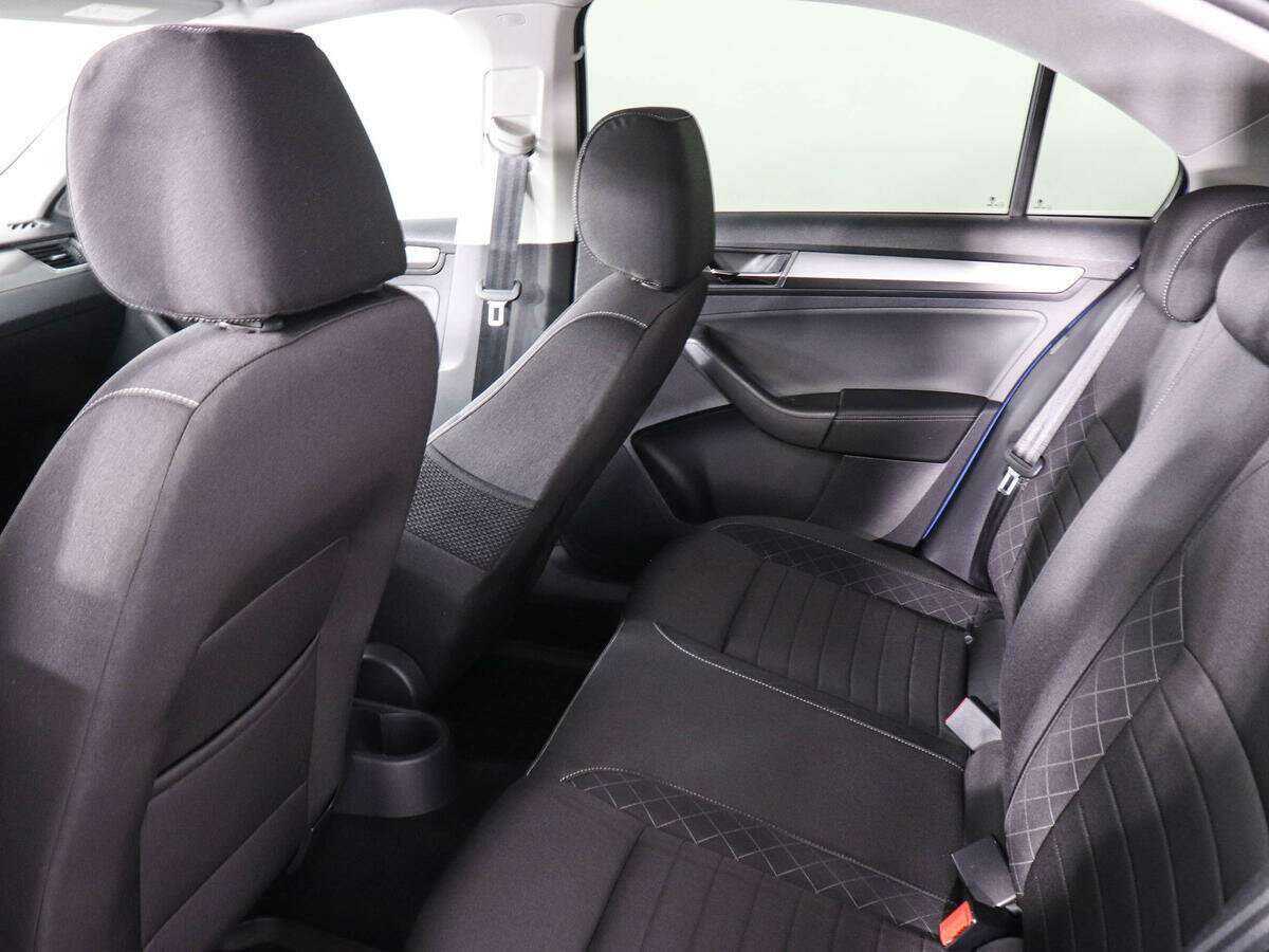 Skoda Rapid 2018 года с пробегом. Фото: #11