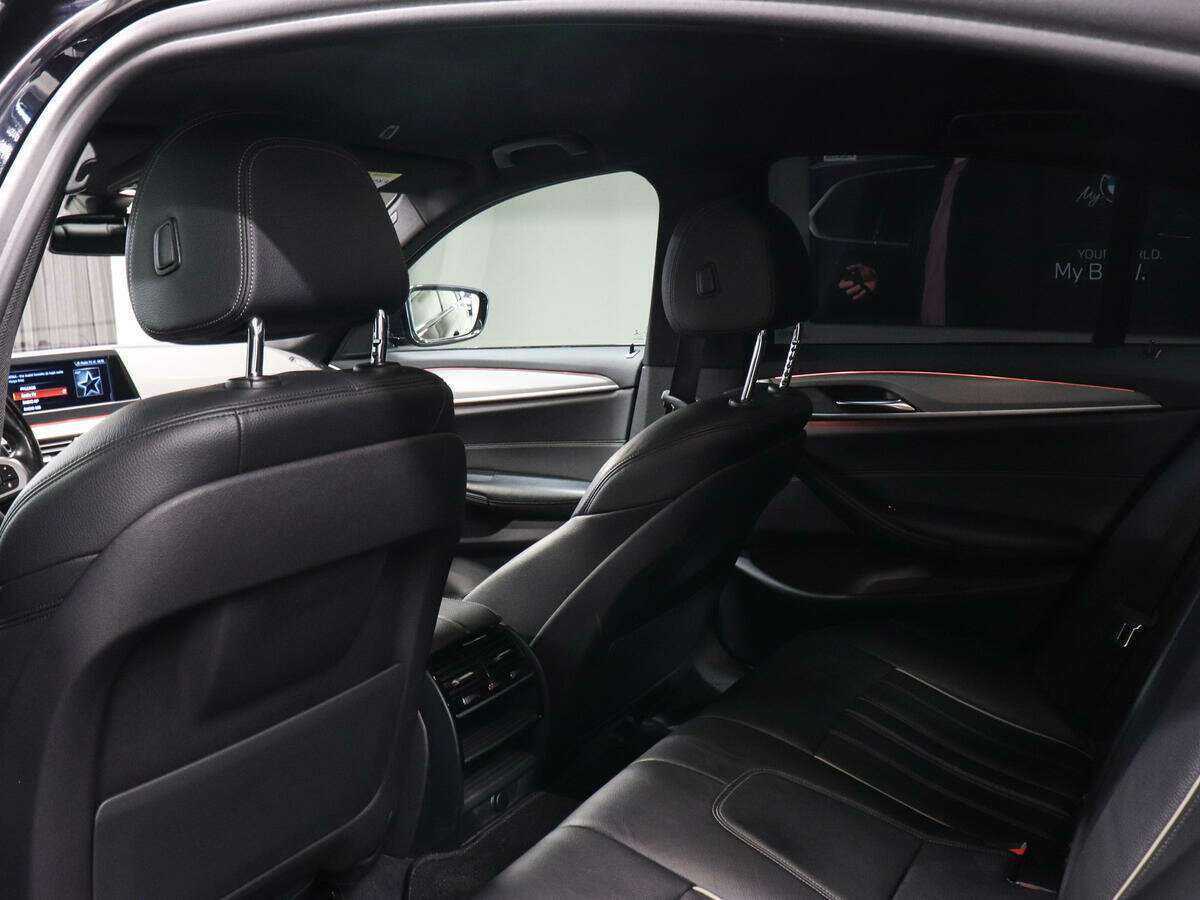 BMW 5 серии 2017 года с пробегом. Фото: #10