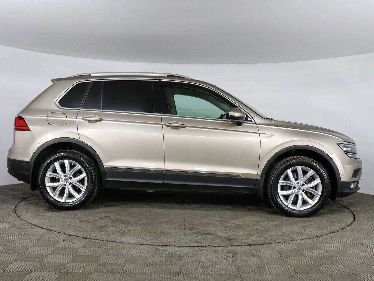 Volkswagen Tiguan 2018 года с пробегом. Фото: #3
