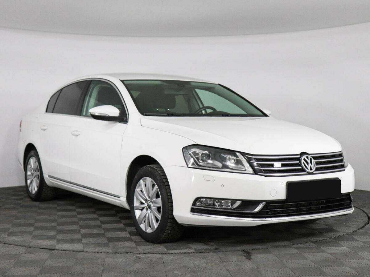 Volkswagen Passat 2013 года с пробегом. Фото: #2