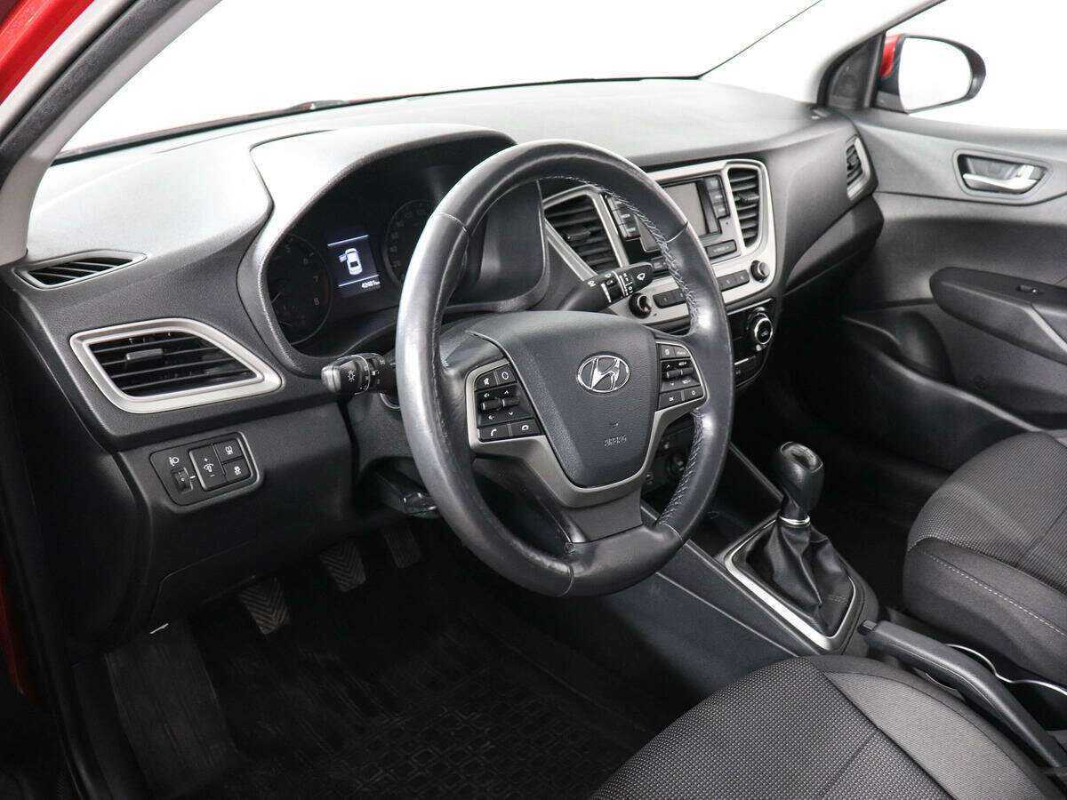 Hyundai Solaris 2019 года с пробегом. Фото: #4