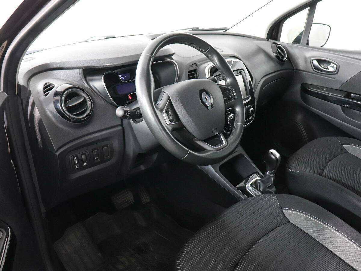 Renault Kaptur 2017 года с пробегом. Фото: #8