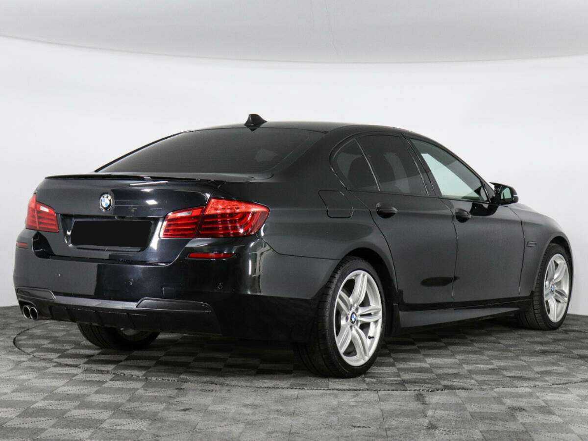 BMW 5 серии 2015 года с пробегом. Фото: #1