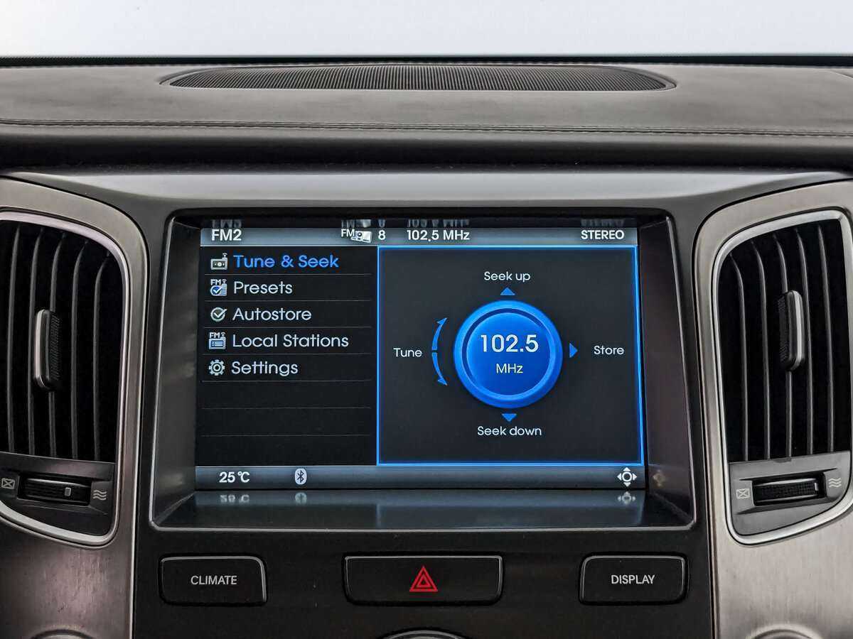 Hyundai Equus 2012 года с пробегом. Фото: #12