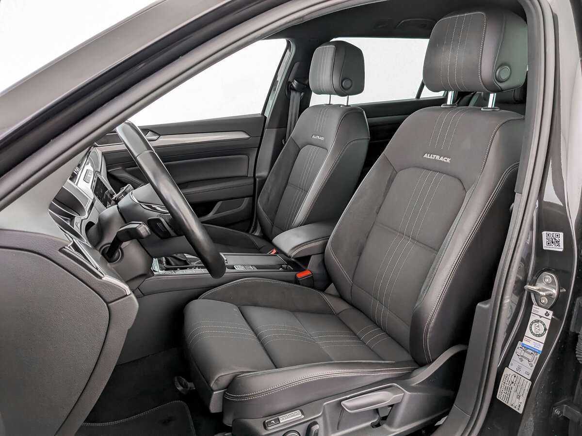 Б/У Фольксваген Пассат 2018 года. Фото: #19