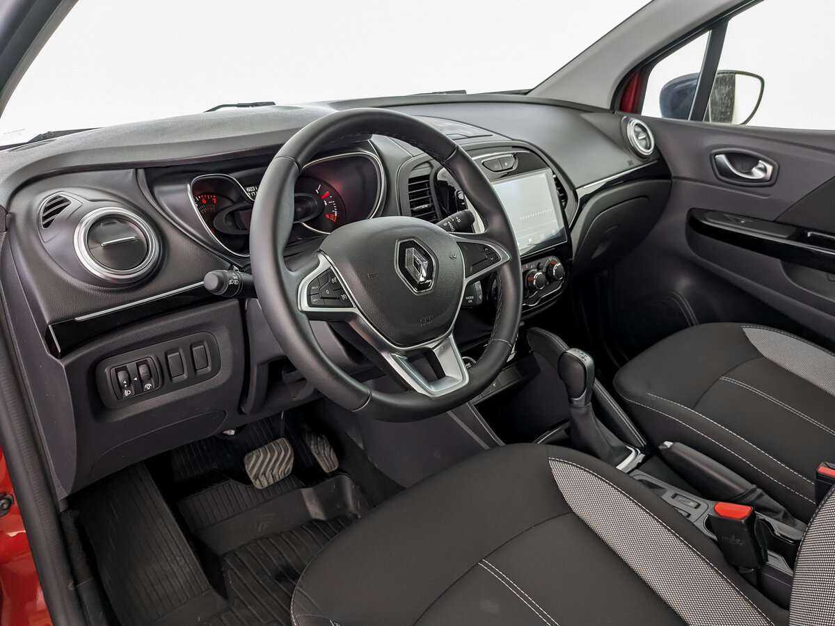 Б/У Рено Каптюр 2022 года. Фото: #12