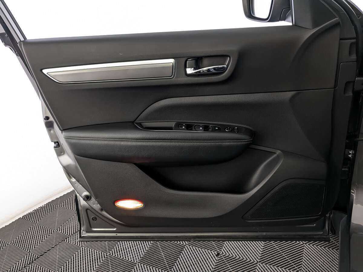 Б/У Рено Колеос 2019 года. Фото: #13