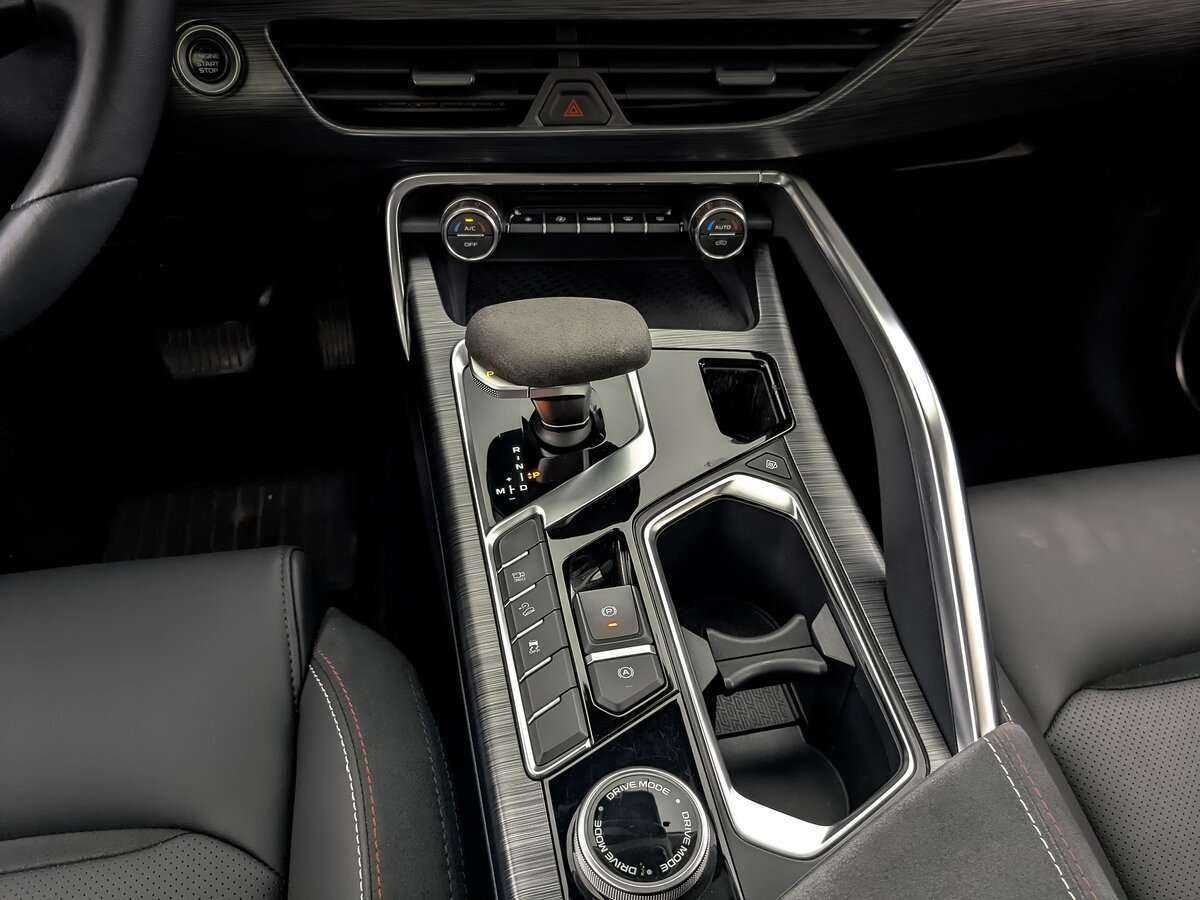 Geely Tugella 2021 года с пробегом. Фото: #20