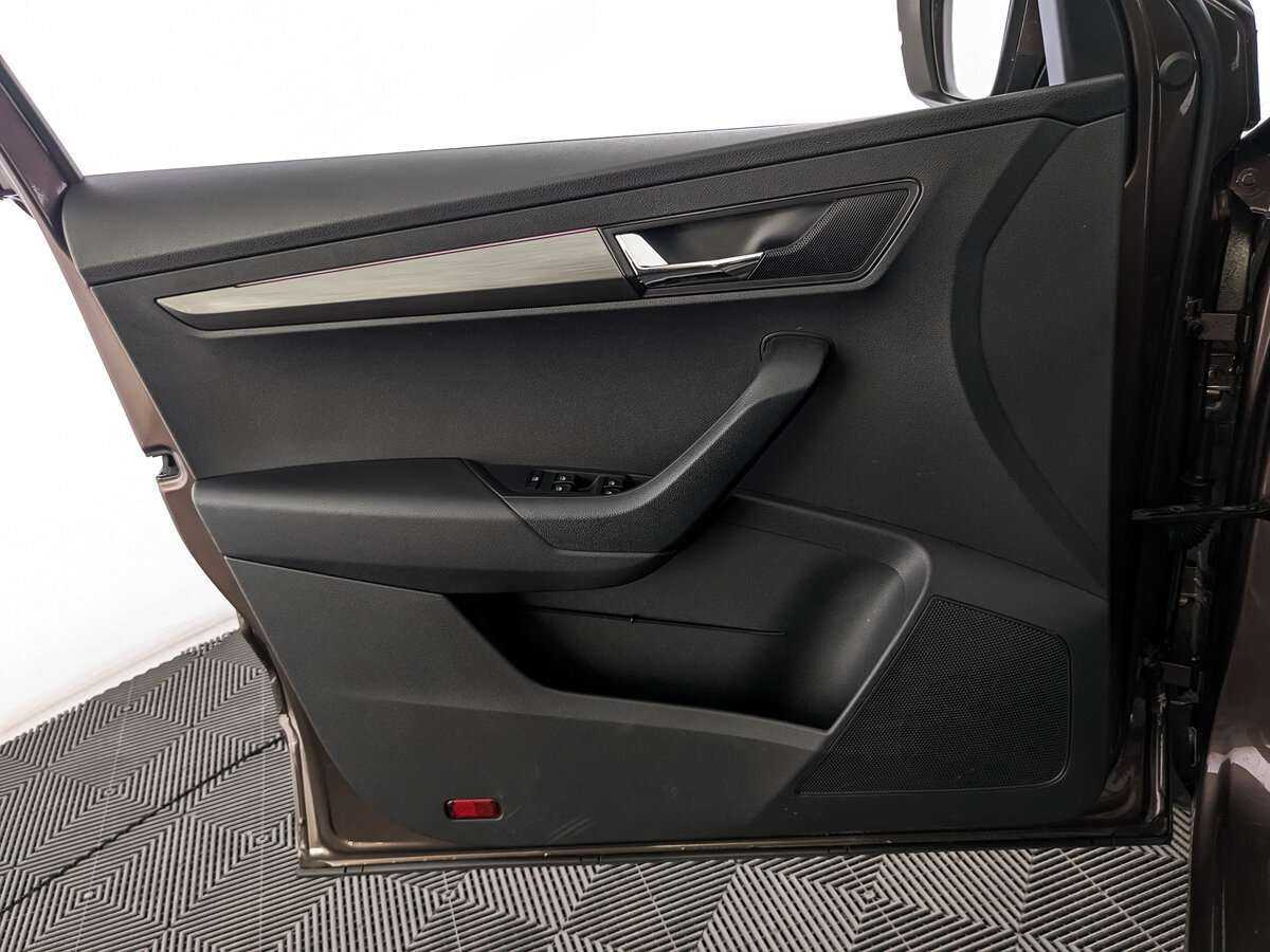 Б/У Шкода Карок 2020 года. Фото: #13