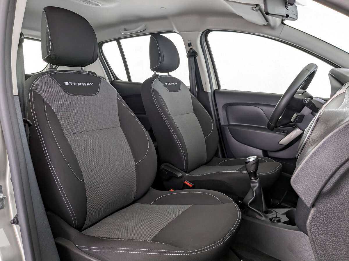 Б/У Рено Сандеро 2021 года. Фото: #20