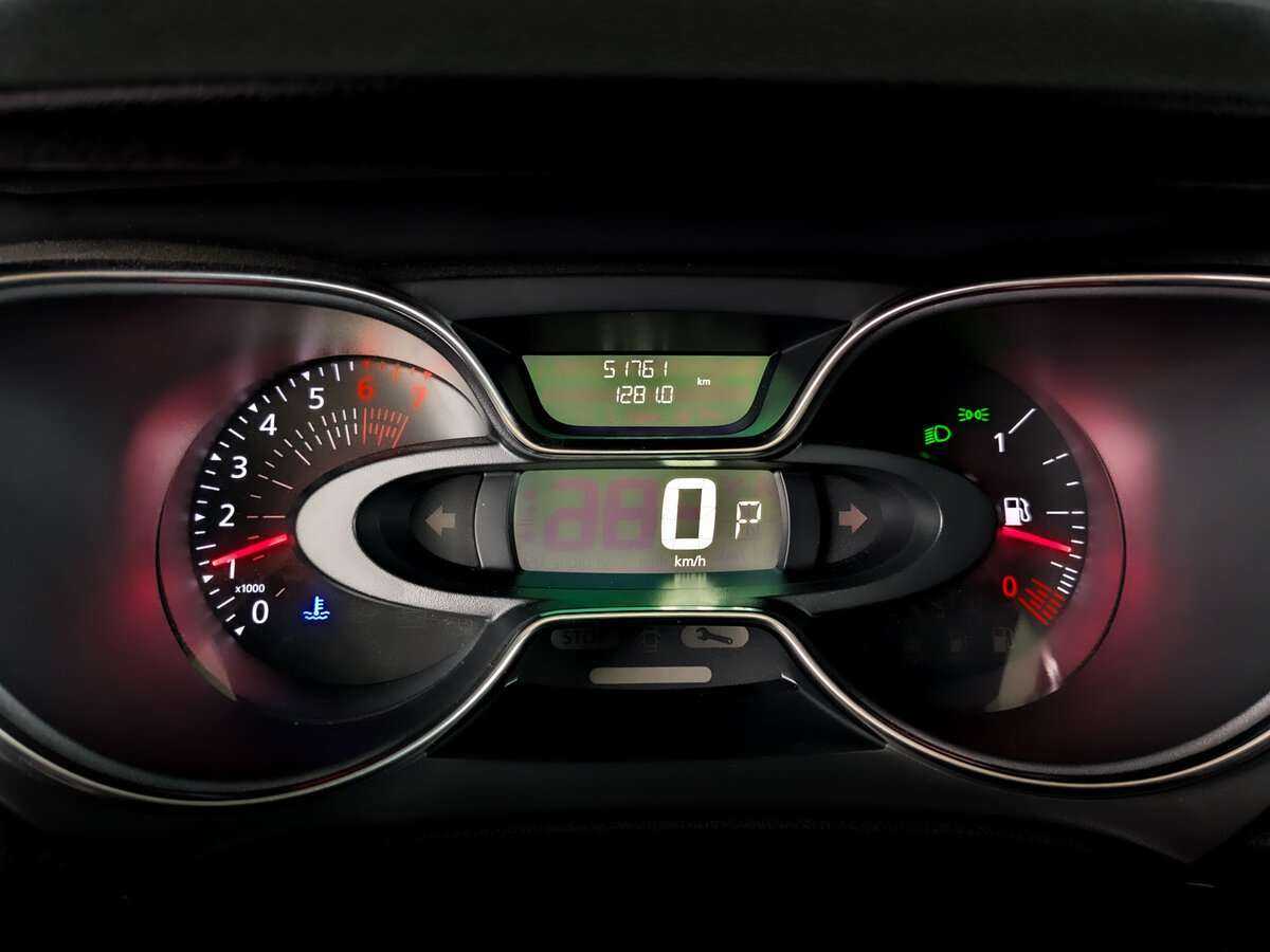 Б/У Рено Каптюр 2021 года. Фото: #10