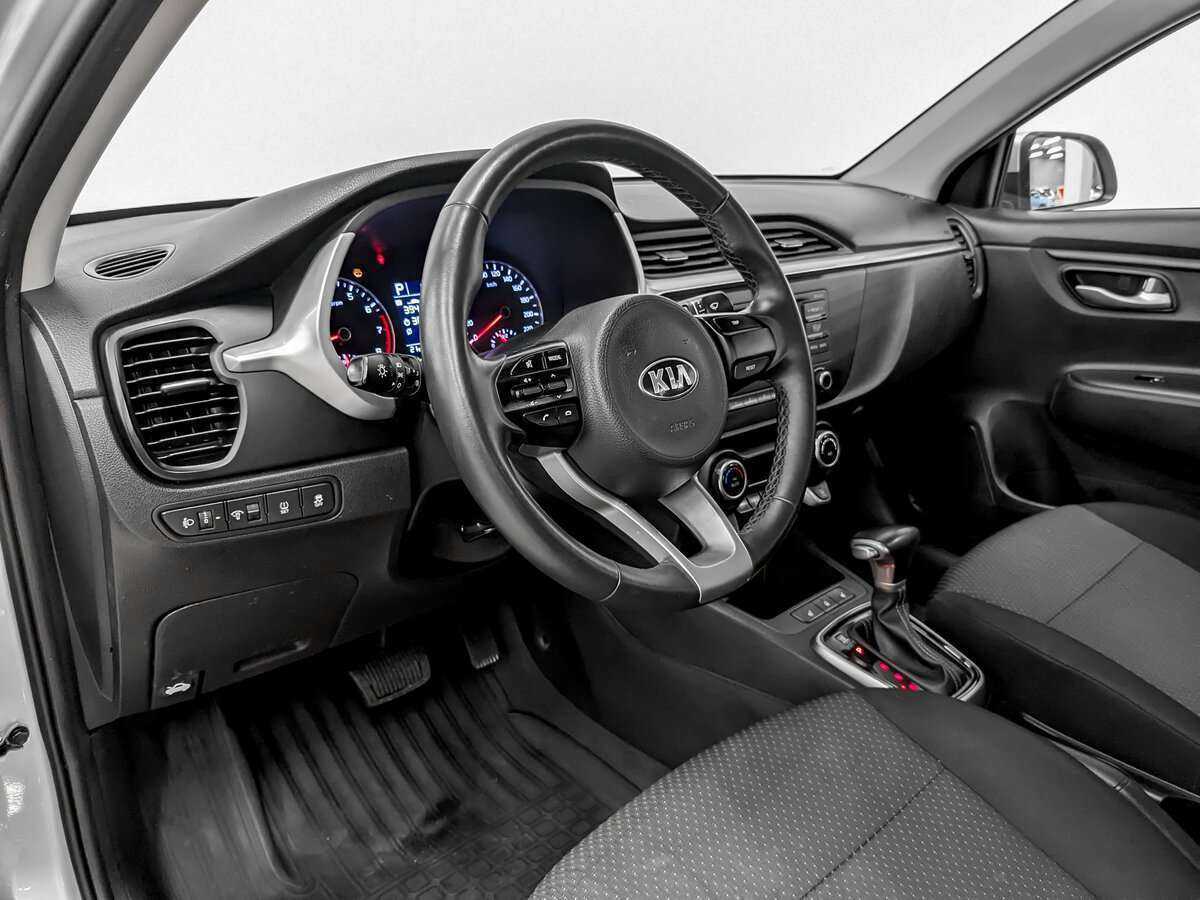 Б/У Киа Рио 2021 года. Фото: #13