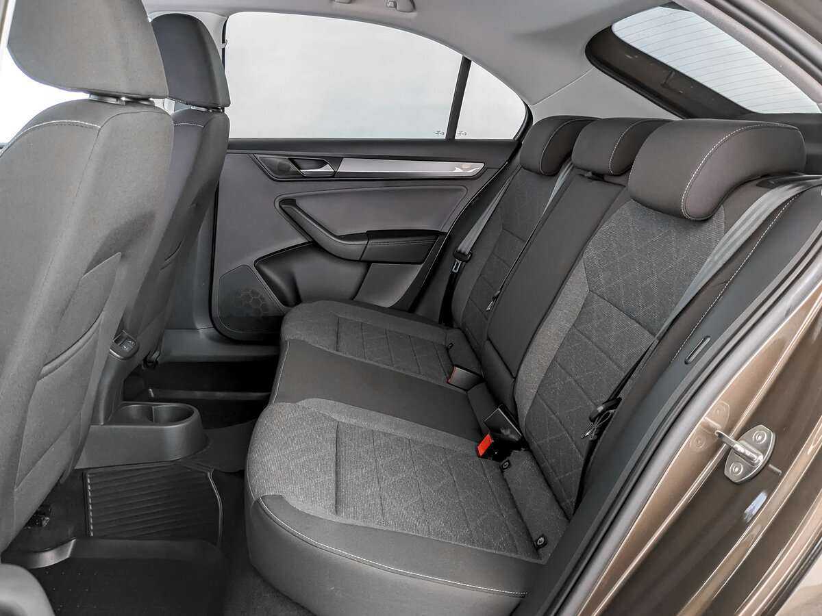 Б/У Фольксваген Поло 2021 года. Фото: #9