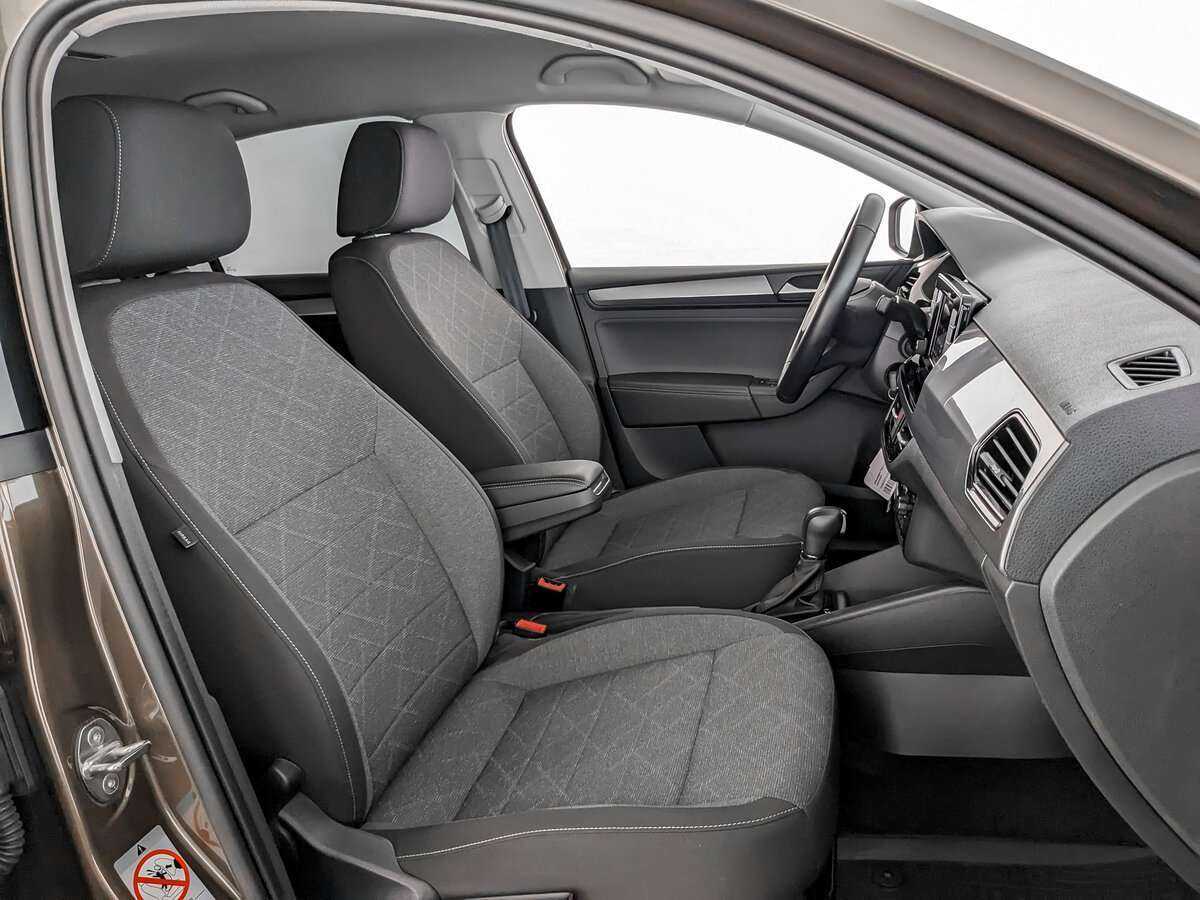 Б/У Фольксваген Поло 2021 года. Фото: #18