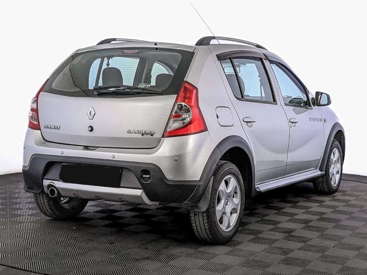 Б/У Рено Сандеро 2013 года. Фото: #3