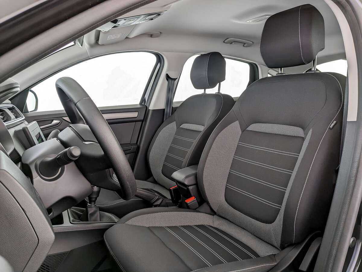 Б/У Рено Аркана 2022 года. Фото: #15