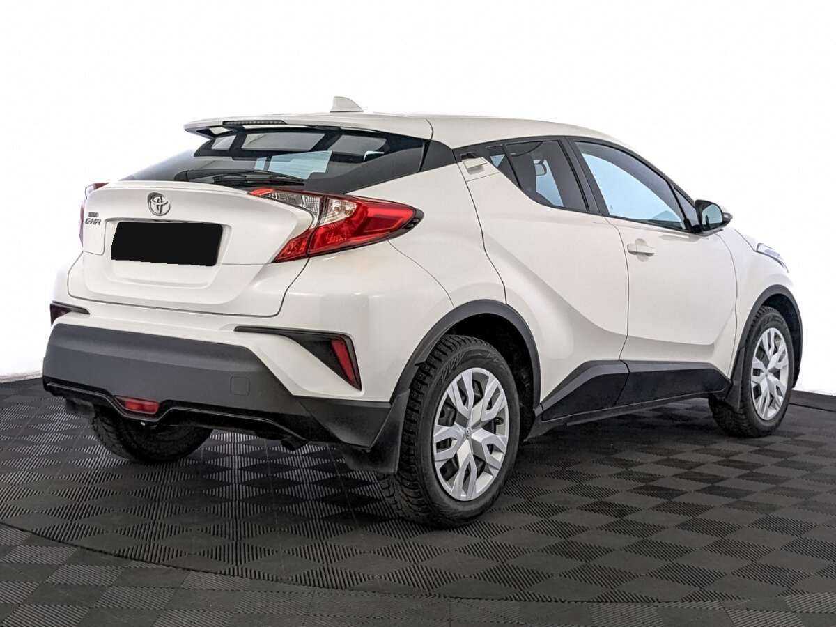 Toyota C-HR 2019 года с пробегом. Фото: #4
