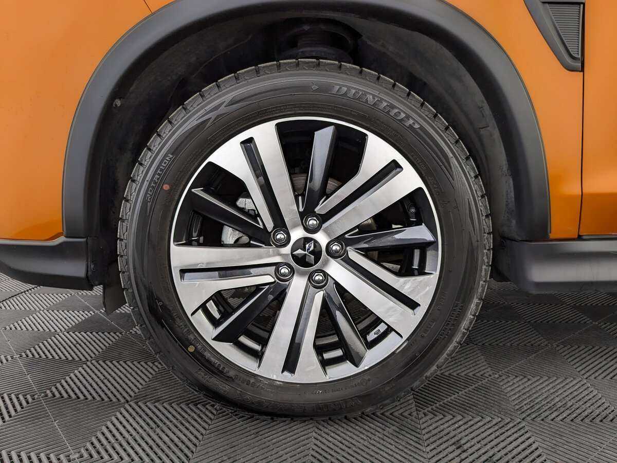 Б/У Митсубиши АС-Икс 2021 года. Фото: #9